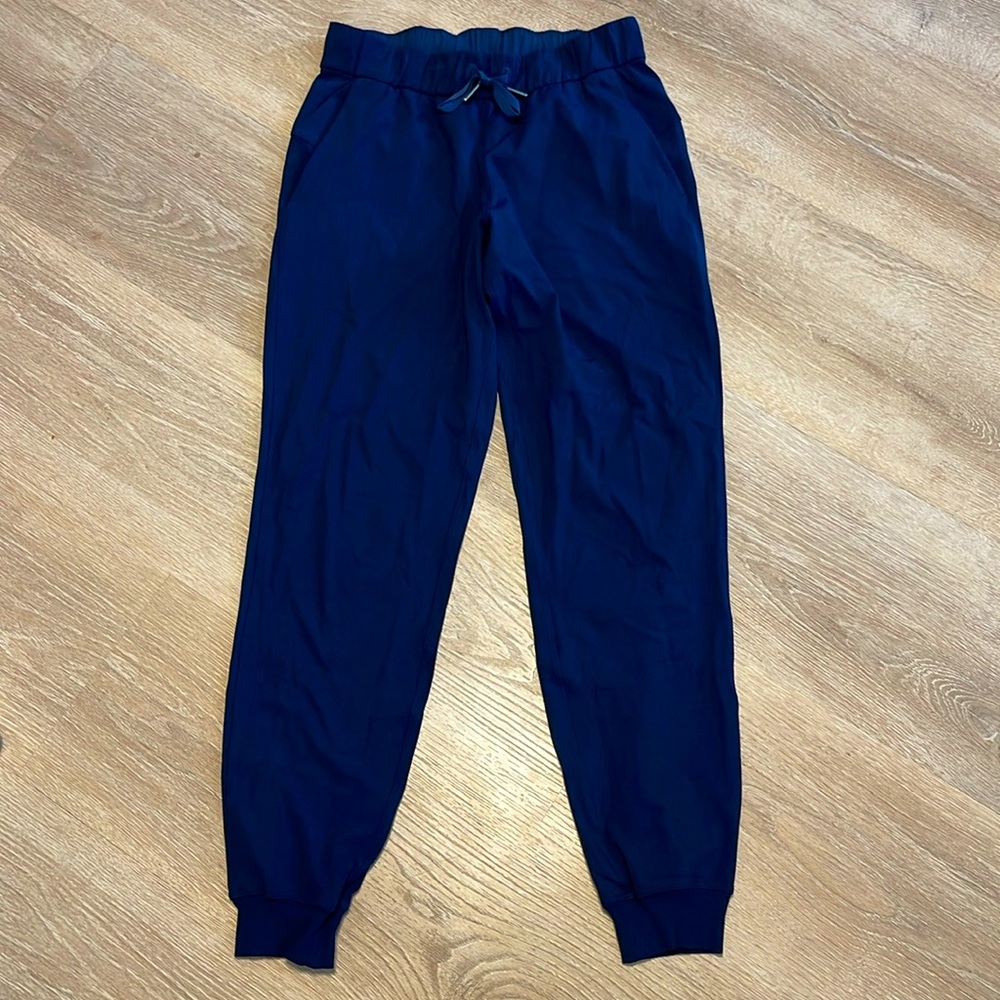 Lululemon joggers‎ blue size 4 B9